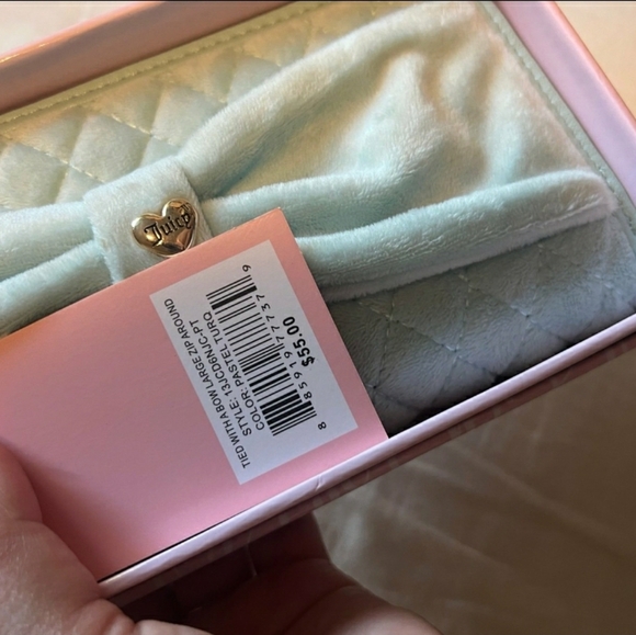 New In Box Large Juicy Couture Turquoise Zip Around Quilted Wallet With Tied Bow - Picture 8 of 9